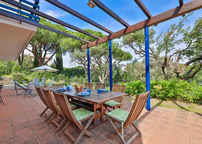 Capo Bianco * بورتوفيرّايو